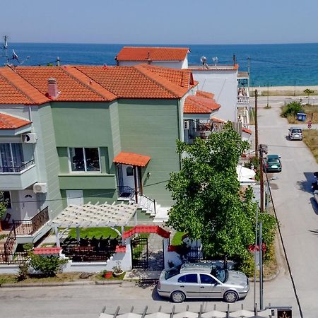 Athanasia Inn Vrasná Eksteriør bilde