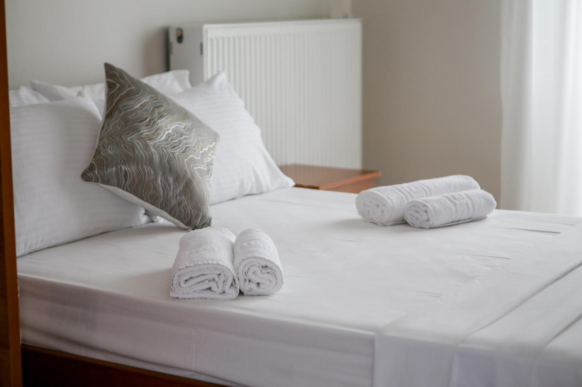 Athanasia Inn Vrasná Eksteriør bilde